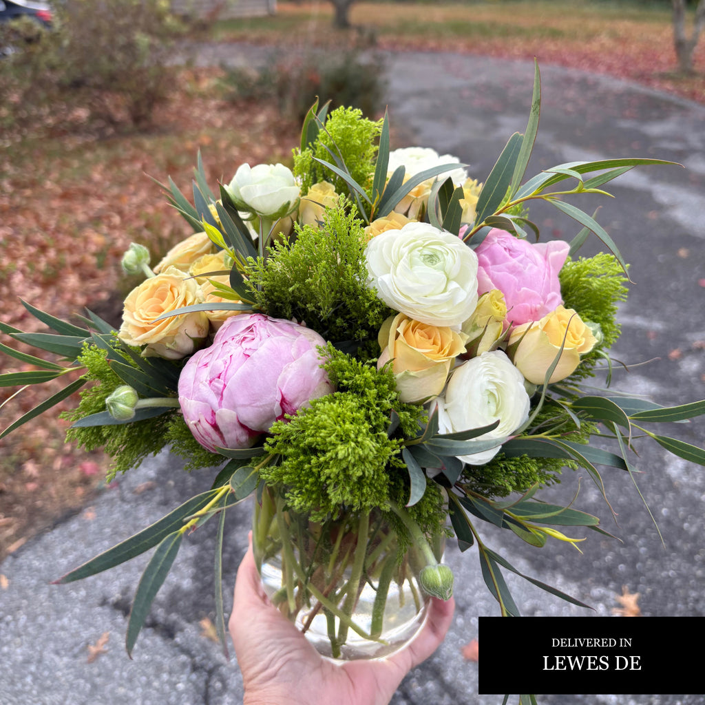 YELLOW & ACCENTS SYMPATHY FLOWERS
