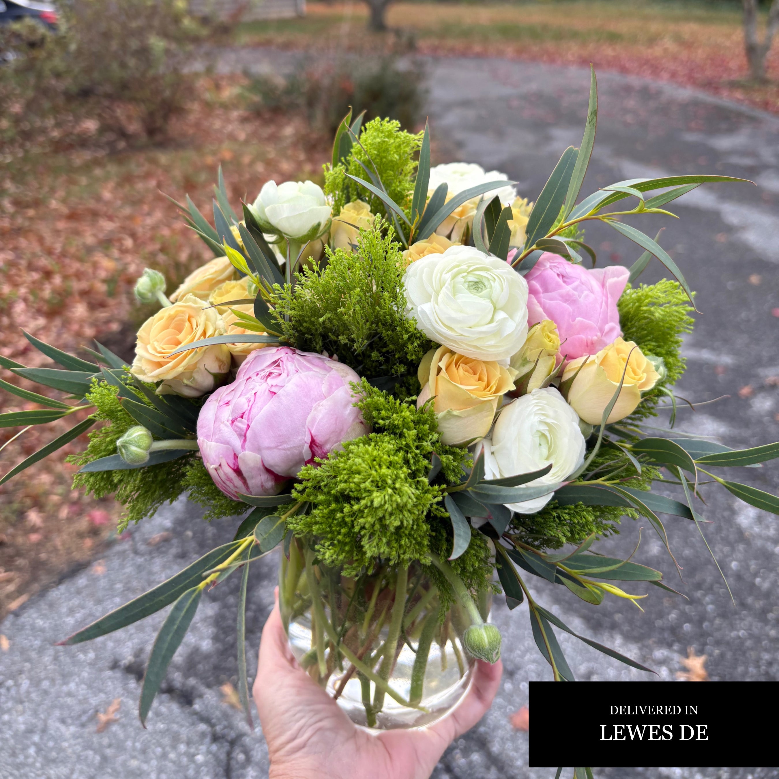 YELLOW & ACCENTS SYMPATHY FLOWERS